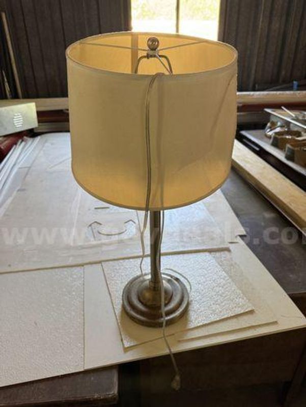 Tabletop Lamps (222389 BT)