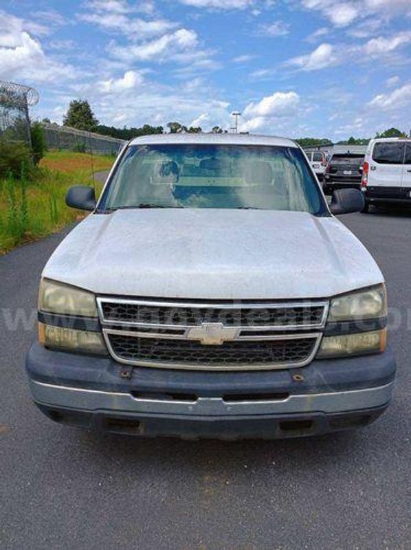 2007 Chevrolet Silverado Classic 1500 (222745 BT)