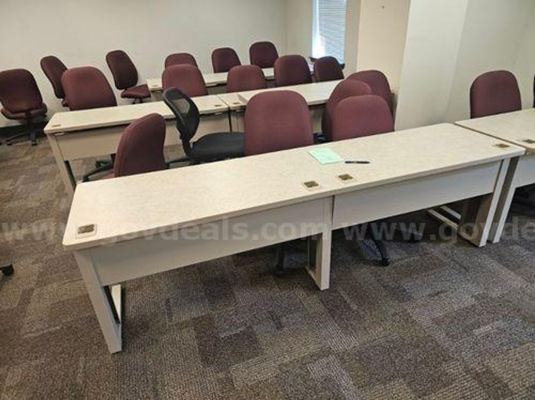Chairs & Tables (223226 BT)