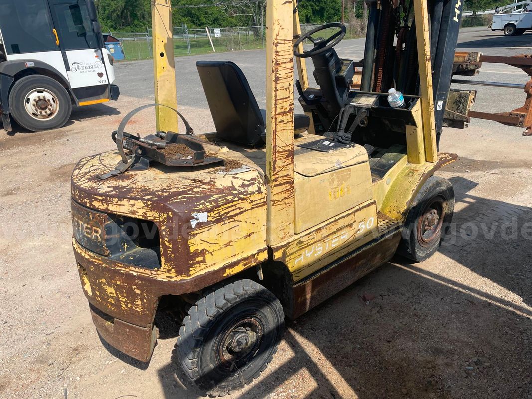 2000 HYSTER H50XM FORKLIFT