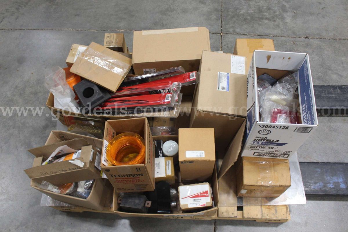 Lot of Assorted Tractor and Car Parts/Accessories