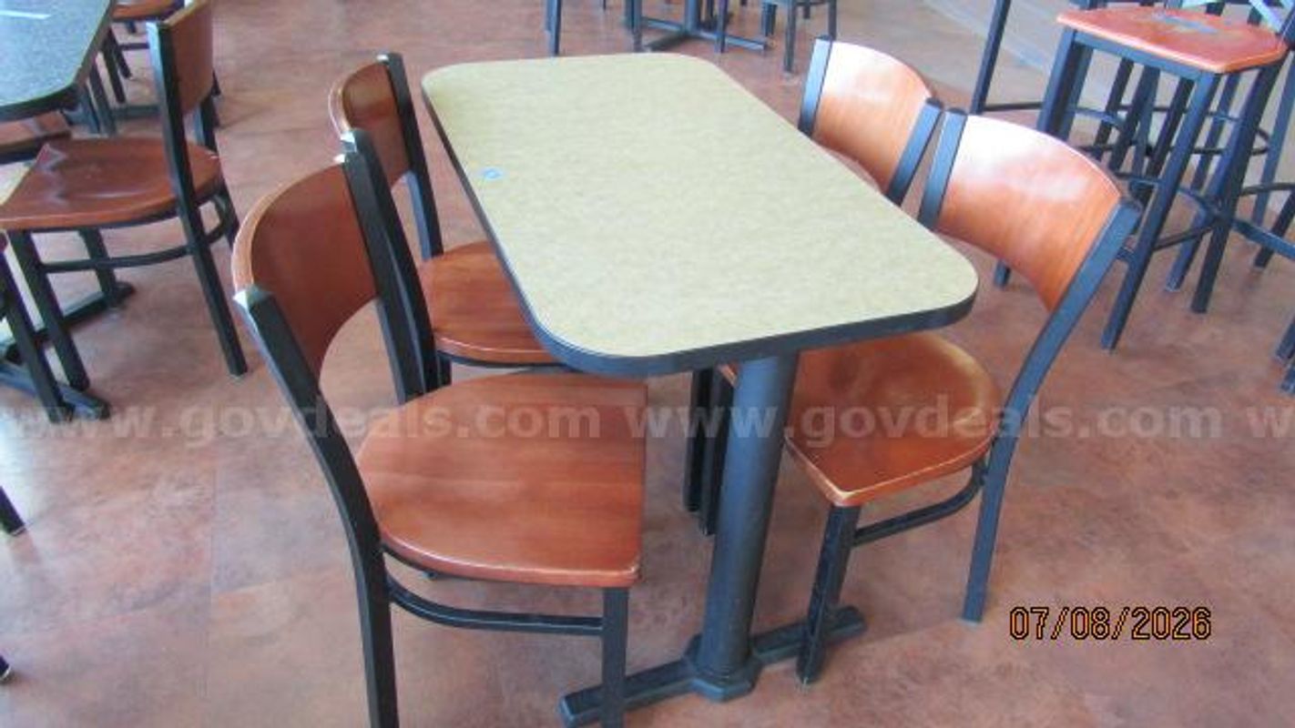 Table & chairs