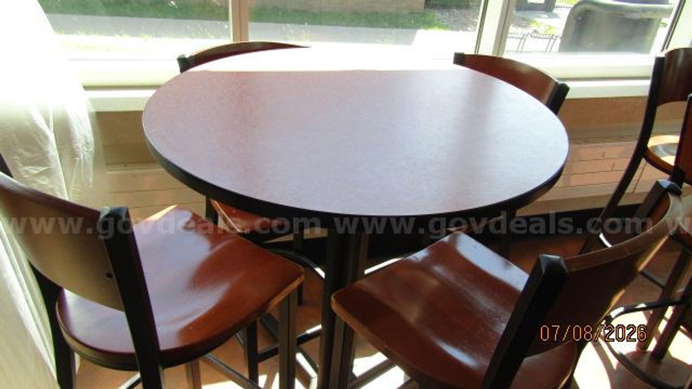 High top table & chairs