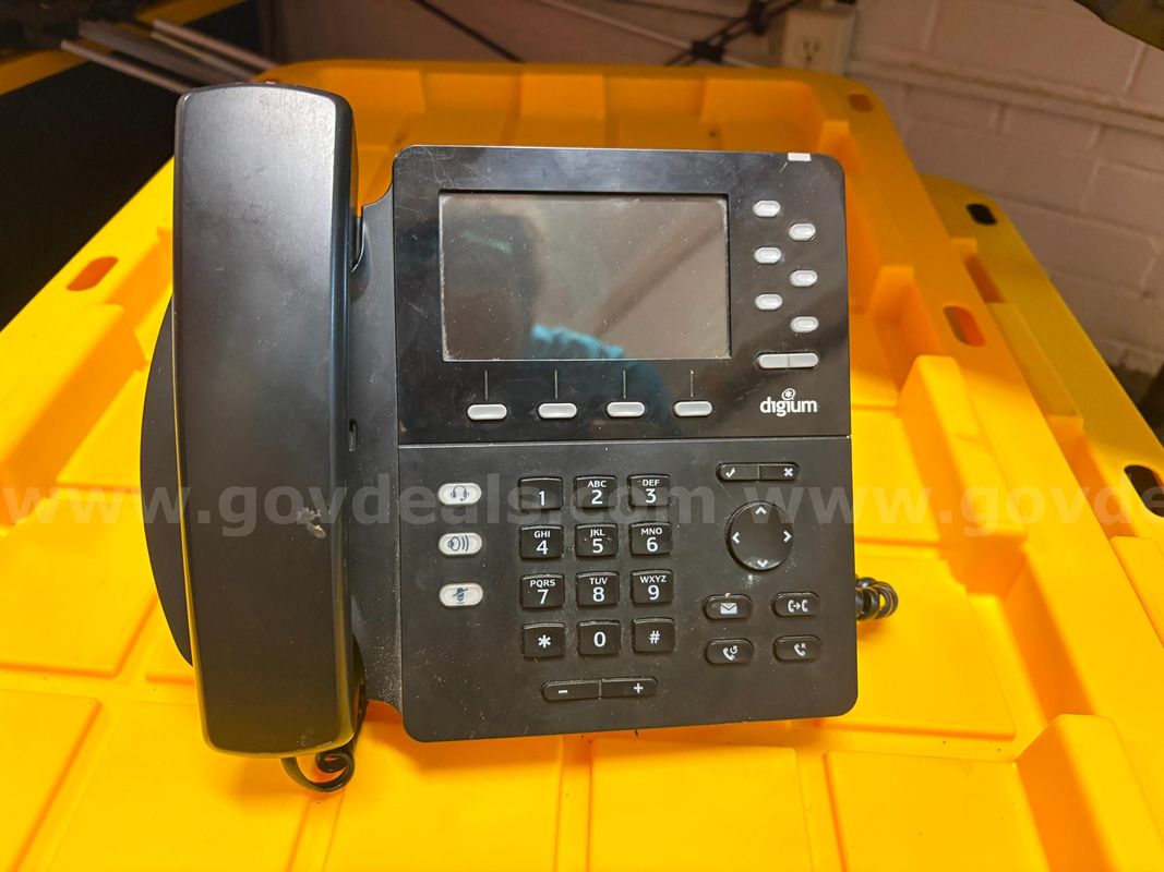 Lot of Digium IP Phones and Accessories