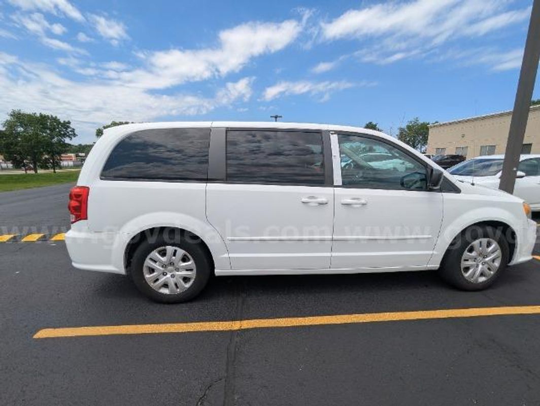 2015 Dodge Grand Caravan; 158920 Miles.
