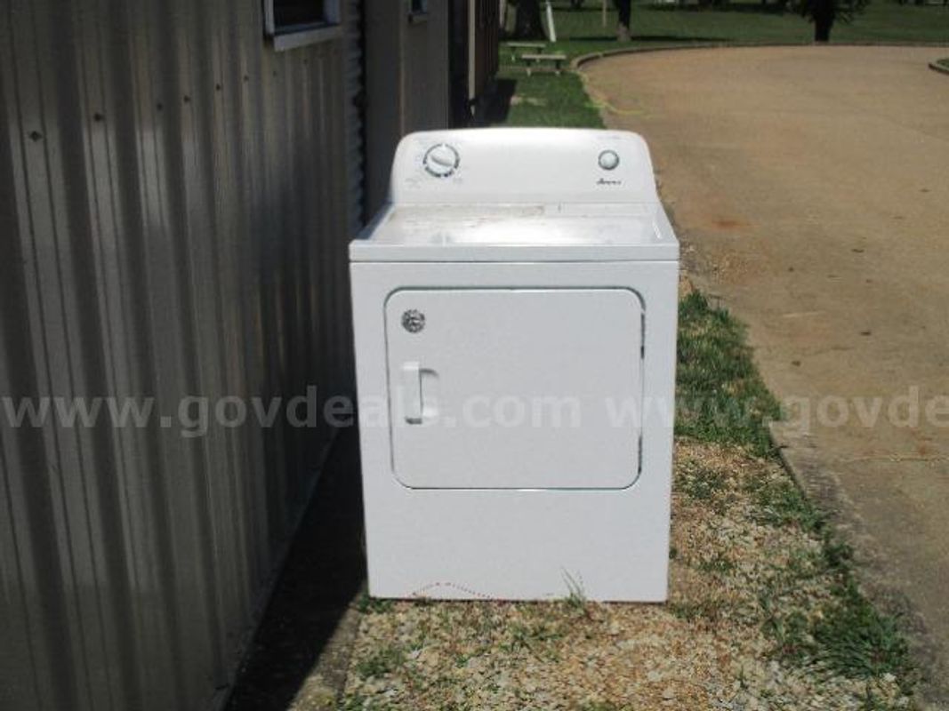 Lot of (1) Amana Clothes Dryer.