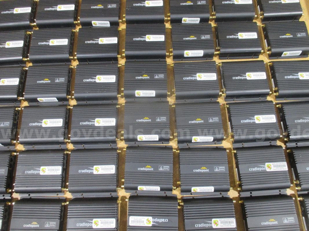 CradlePoint Routers & Airgain Antennas (109 Items)