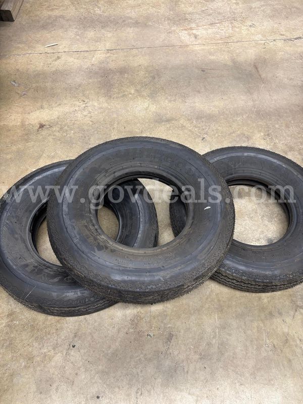 GOODYEAR WORK HORSE TIRES (3)