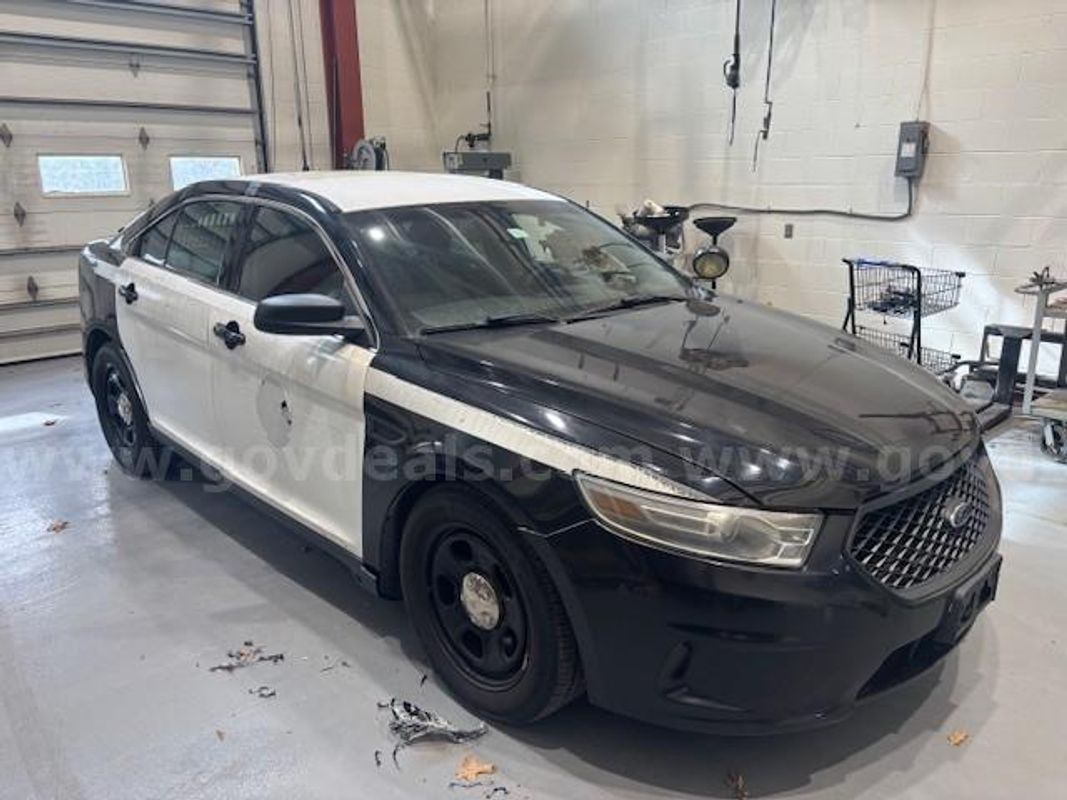 2013 Ford Taurus