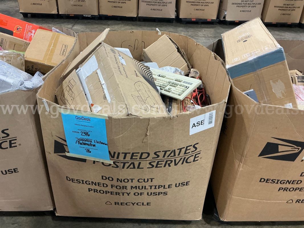 Salvageable: Electronics/Miscellaneous Auto "Salvaged" (GAYLORD) JUN26-2396