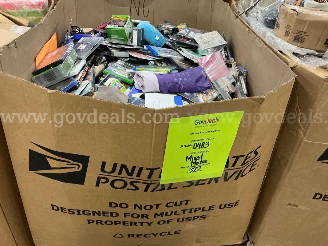Media: "used' Mixed Media (JUL26-0483)