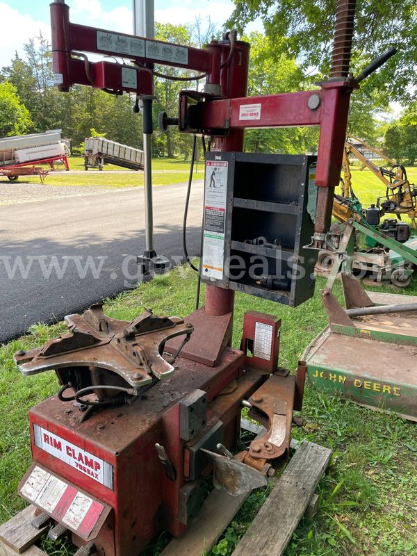 1995 Coats Tire Machine Model 700