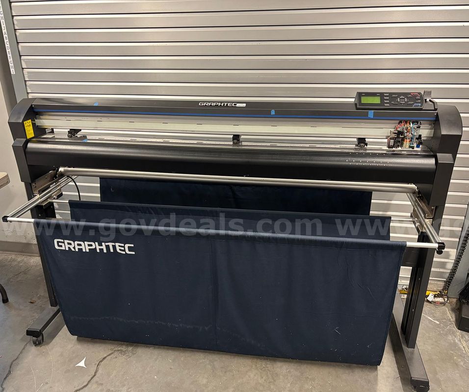 (1) Used Graphtec Fc 8600 Series 54" Vinyl Cutter/Plotter