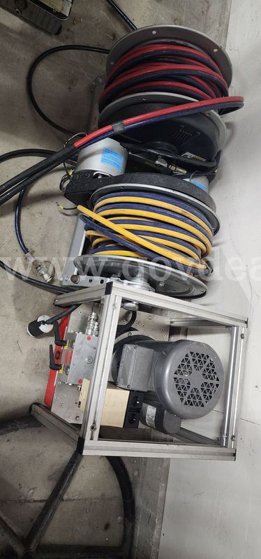 Electric powered Hydraulic rescue pump and hose reels