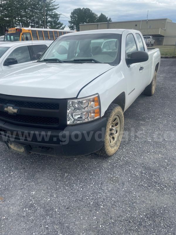 2011 Chevrolet Silverado 1500 Work Truck Ext. Cab 4WD
