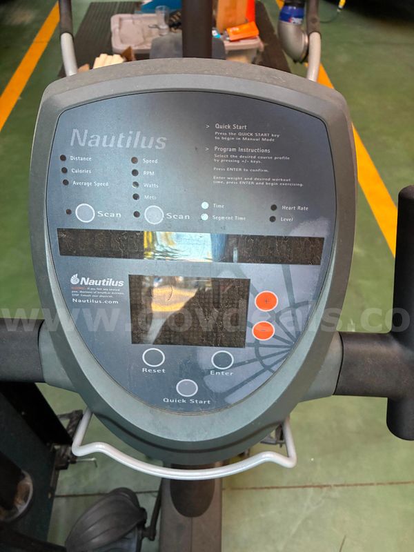 Precore Eliptical Model EFX546
