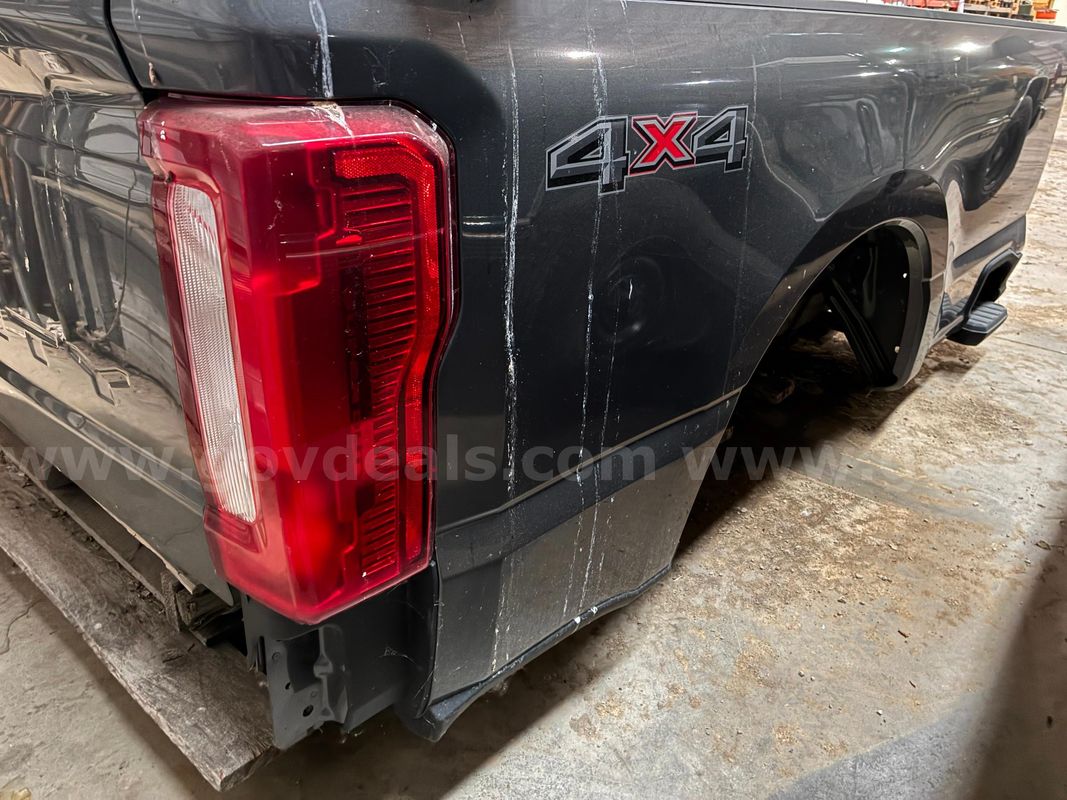 2023 Ford F350 8ft Bed (Carbonized Gray) Bed