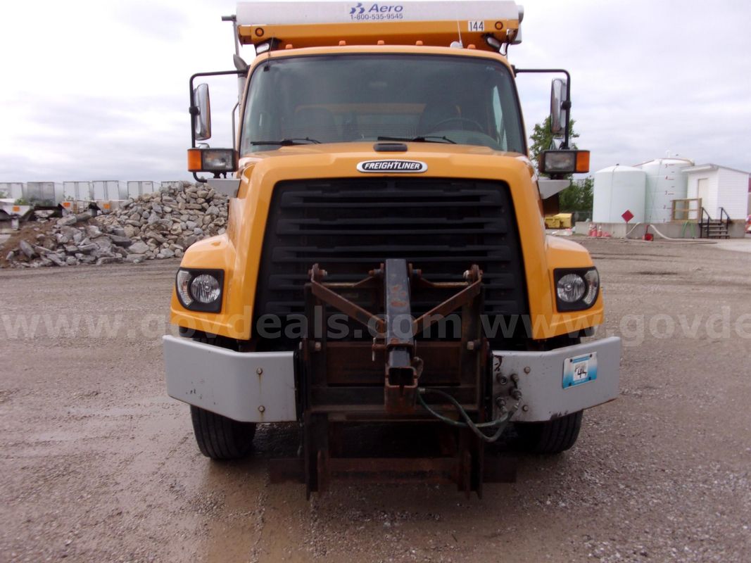 Freightliner Single Axel Dump Truck