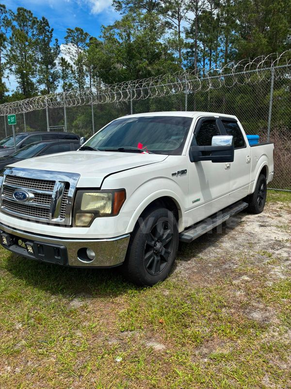 2011 Ford F-150 Lariat SuperCrew 6.5-ft. Bed 2WD