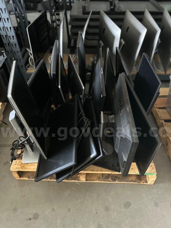 One(1) Lot of Assorted Computer Monitors