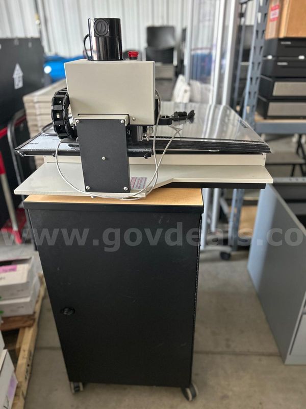Used Vision 1624 Engraving Machine