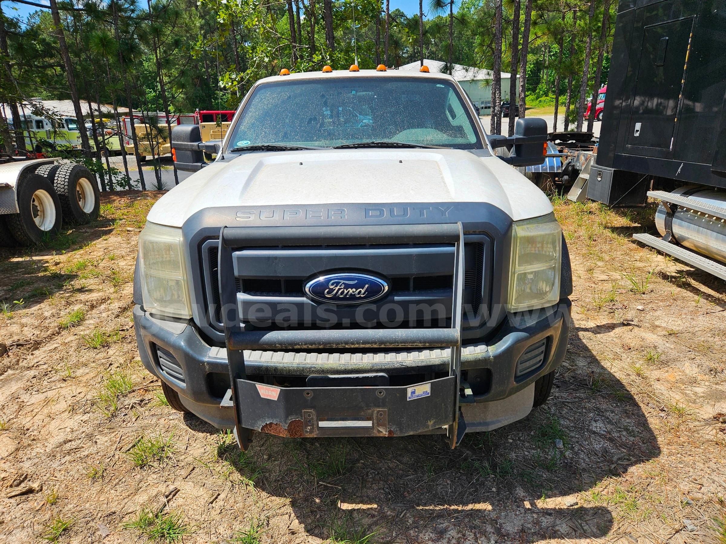 2012 Ford F-450 SD w/ 12.5hp Air Compressor