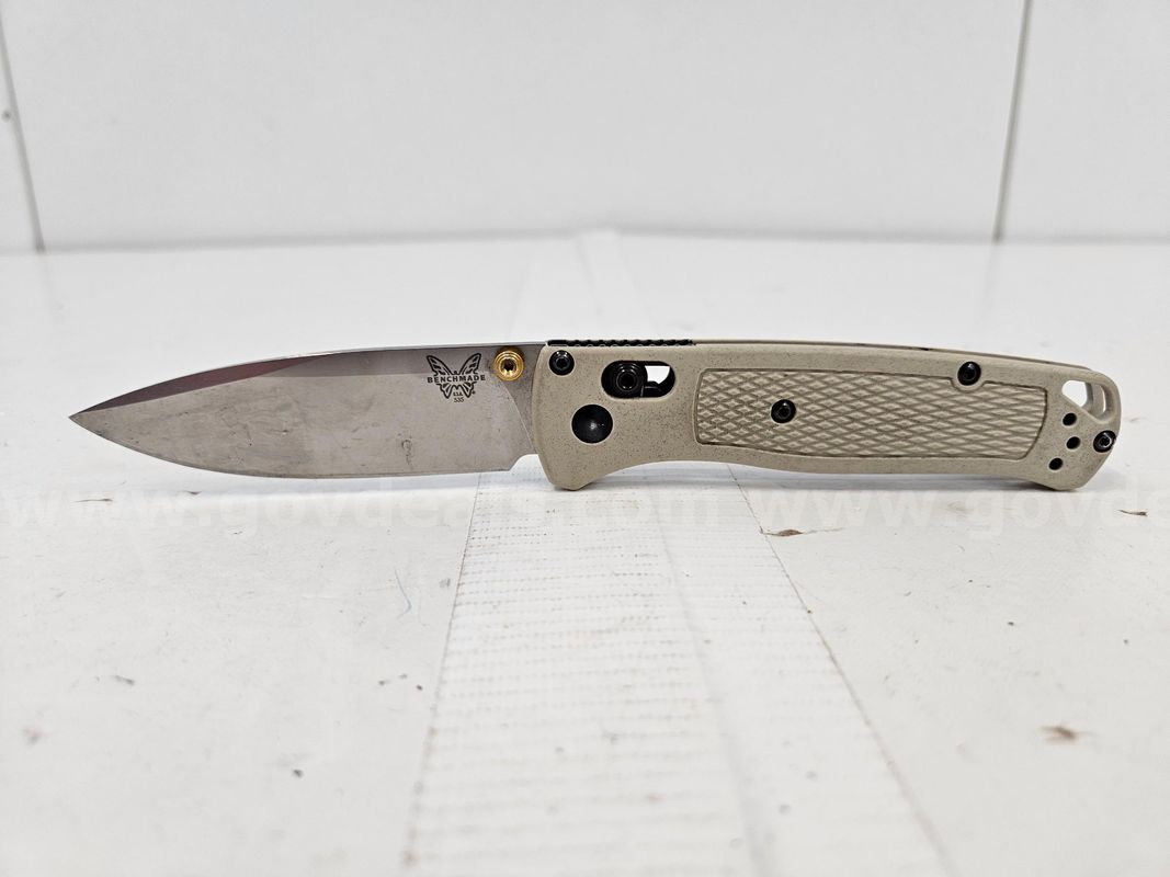 Benchmade 535 Bugout Knife