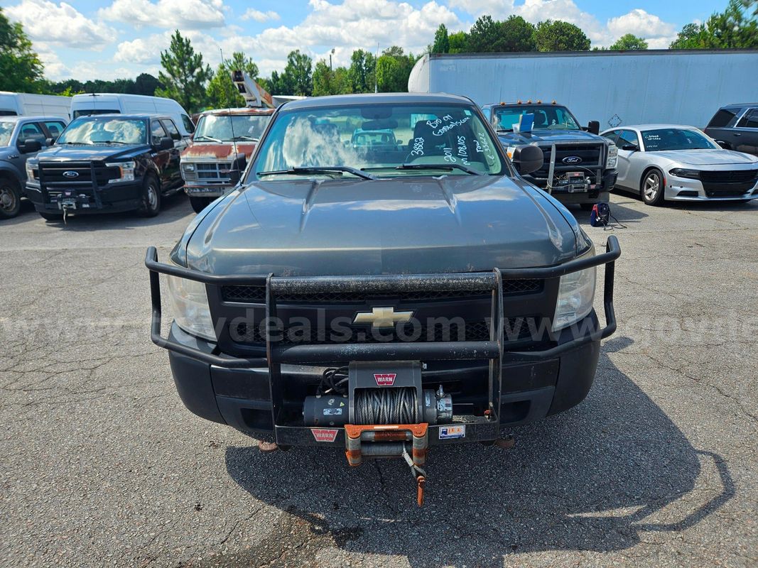 2011 Chevrolet Silverado 1500 Crew Cab 4WD 4-DR, 5.3L V8