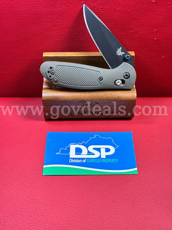 *Discontinued Benchmade 556 Mini Griptilian S30V Knife/PRE-OWNED/DS18520/98849/TSA