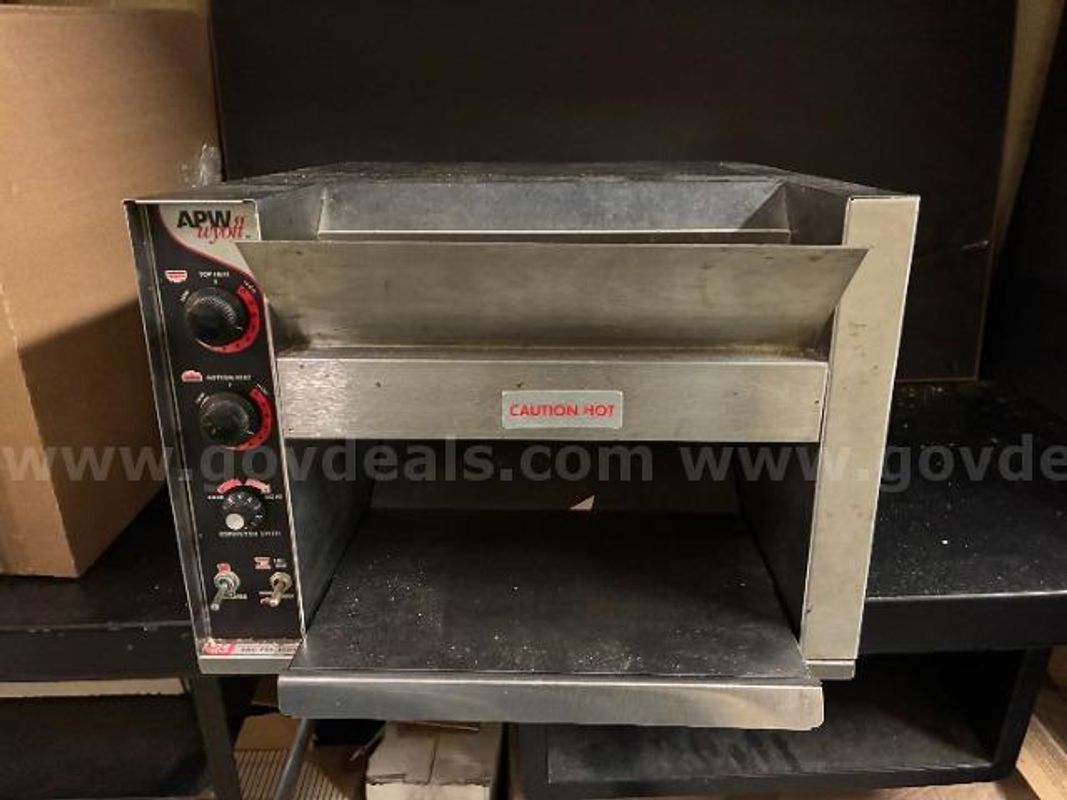 American Permanent Ware Company Toaster Oven/PRE-OWNED/OFF-SITE/DS18563/KDJJ