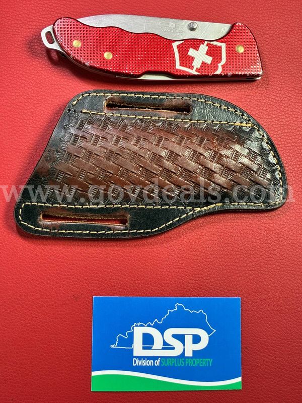 Victorinox Evoke Alox Swiss Knife with Sheath/PRE-OWNED/DS18610/99182/TSA