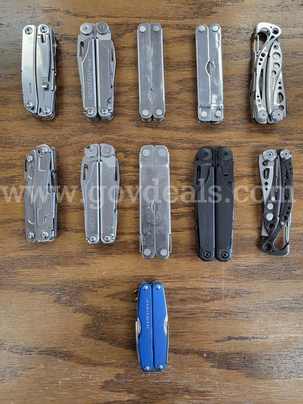Assortment of Leatherman multitools