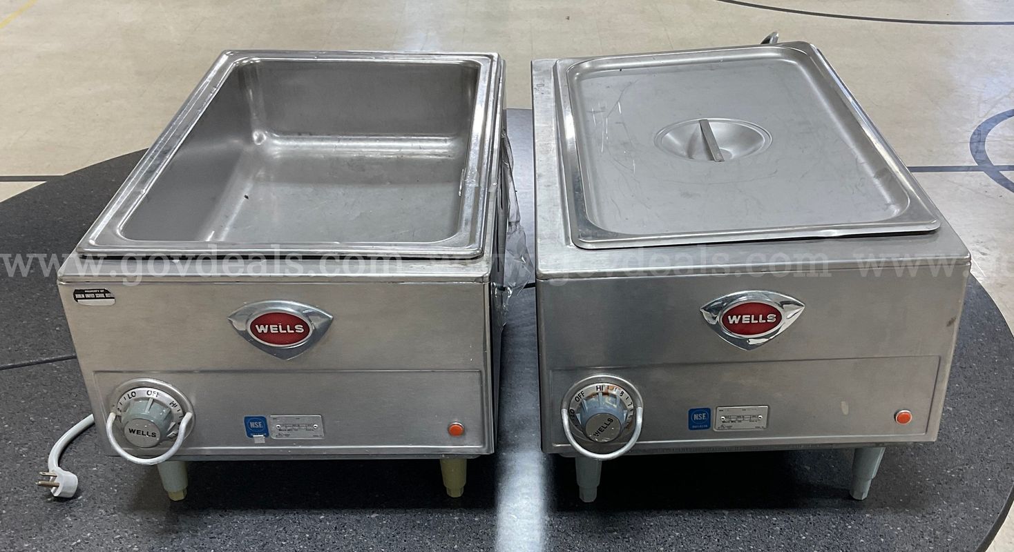 Lot of (2) Wells SMPT Countertop Food Warmers – Untested (Lot #1)