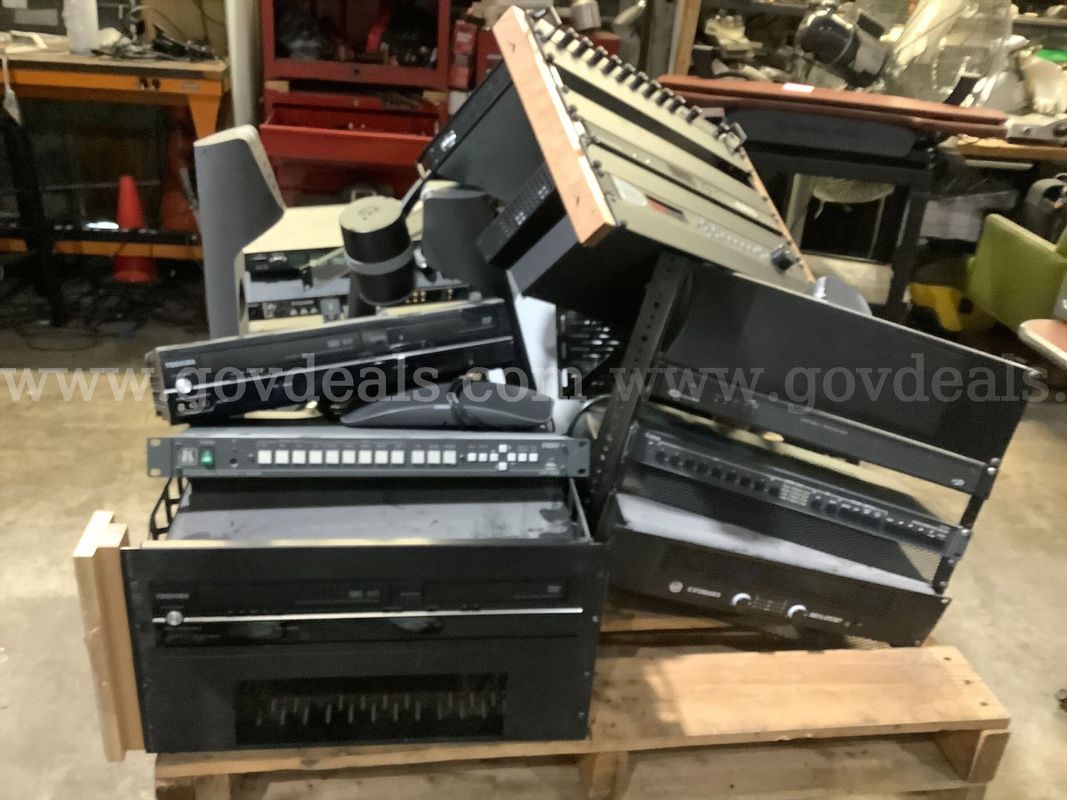 (1) lot Of Used audio - visual equipment