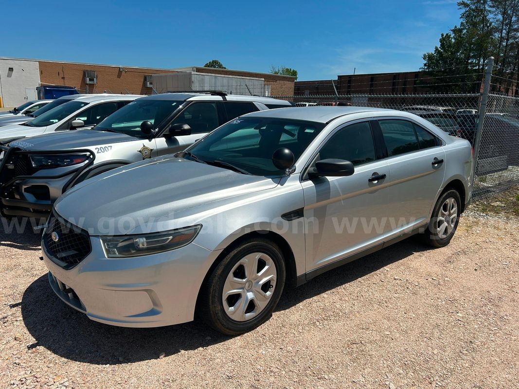 2015 Ford Taurus