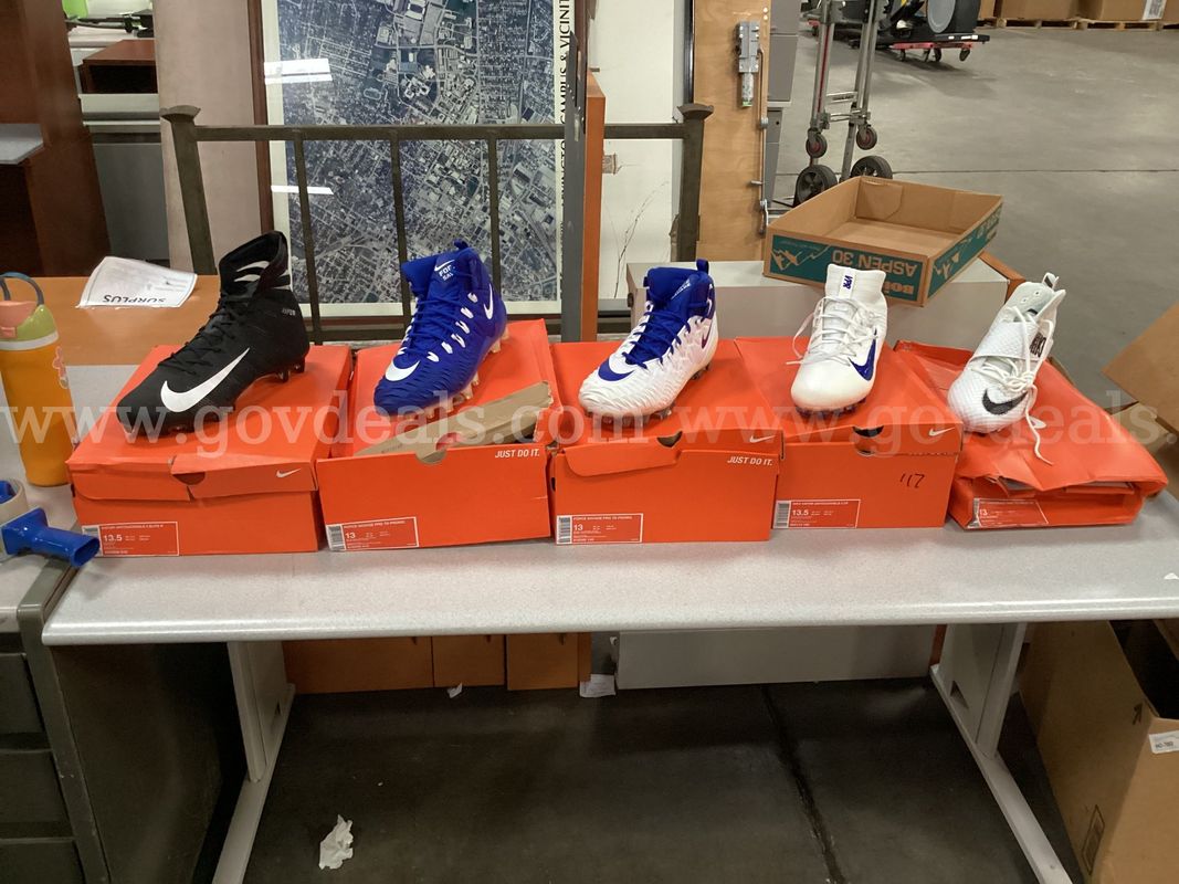 5 - Pairs of Nike Cleats (3 - size 13 and 2 - size 13.5)
