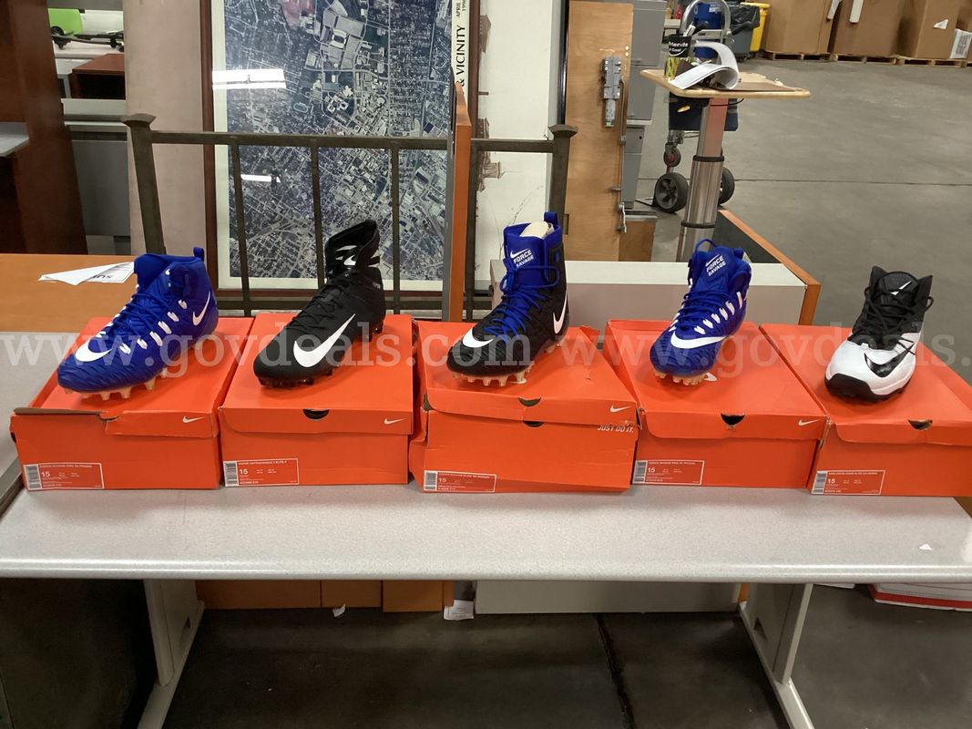 5 - Pairs of Size 15 Nike Cleats
