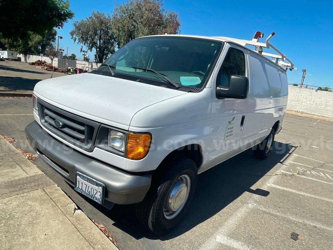 2005 Ford Econoline