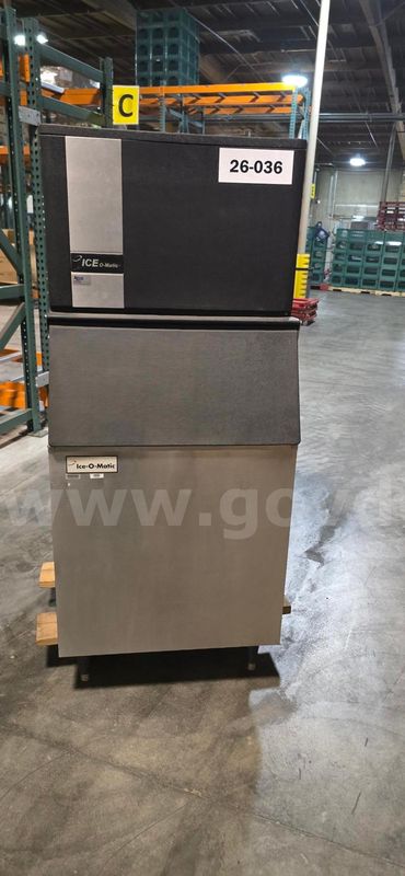 Ice Machine with Ice Bin