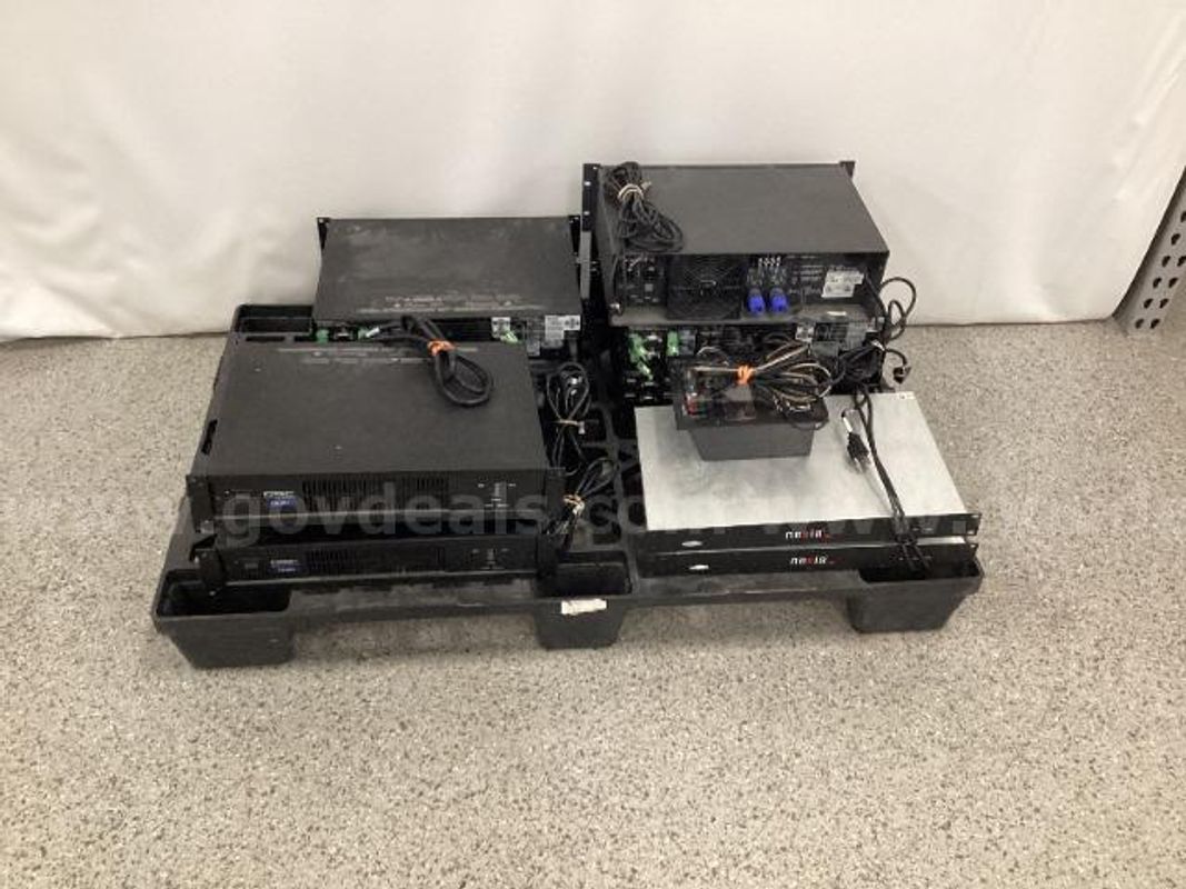 Lot of 10 Amplifiers