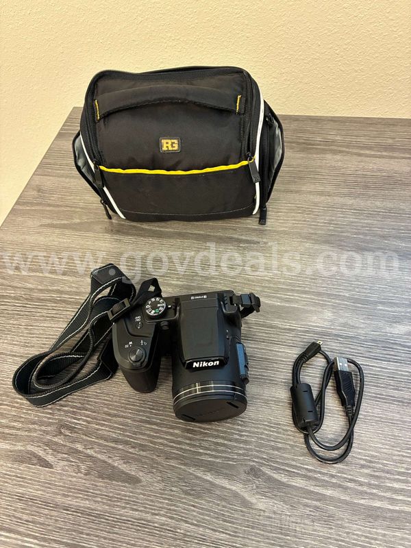 NIKON COOLPIX B500 CAMERA