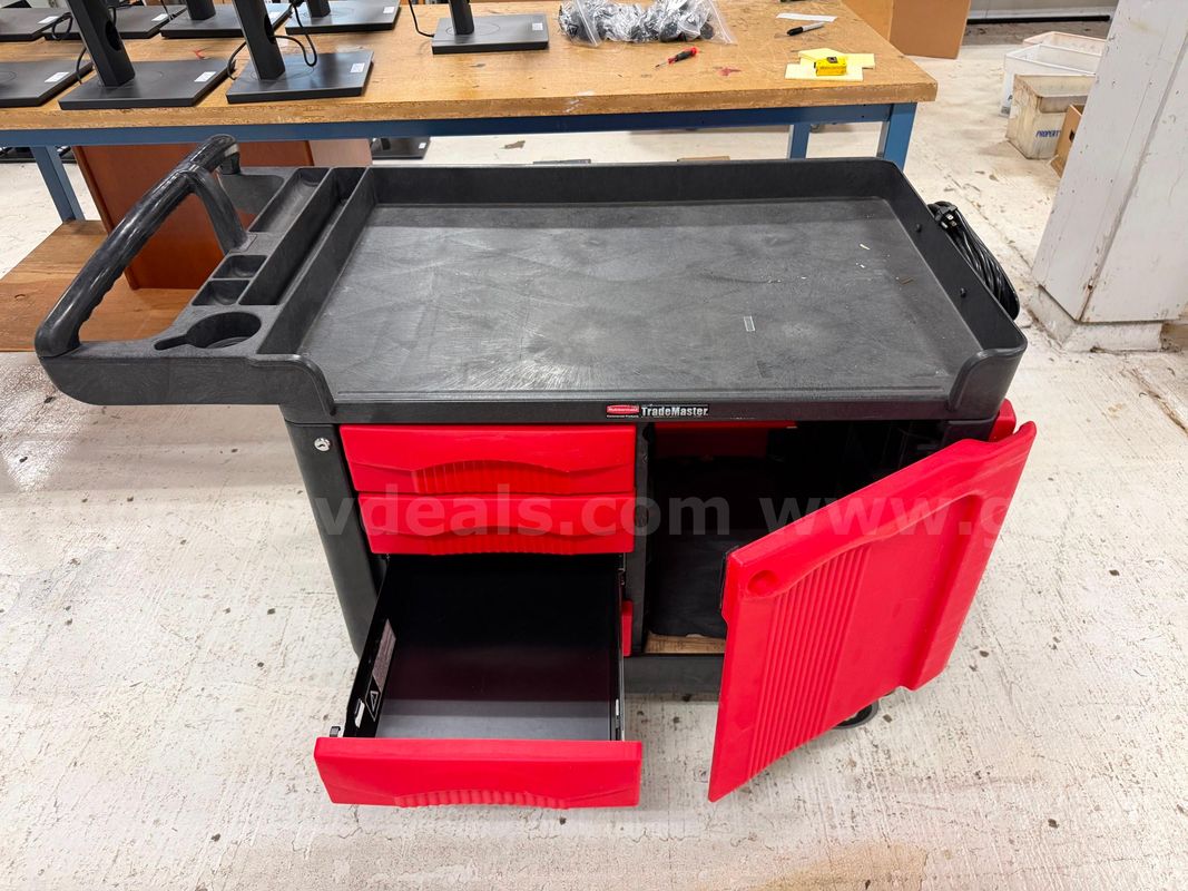 Rubbermaid Utility Cart