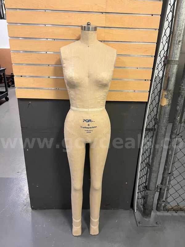 Vintage PGM Pro Collapsible Female Dress Form – Size 6 Industry Model - Pick Up in Los Angeles