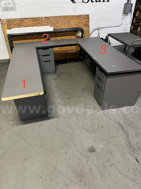 3-Piece U-Shaped Executive Office Desk Set – Commercial Grade - Pick Up in Los Angeles