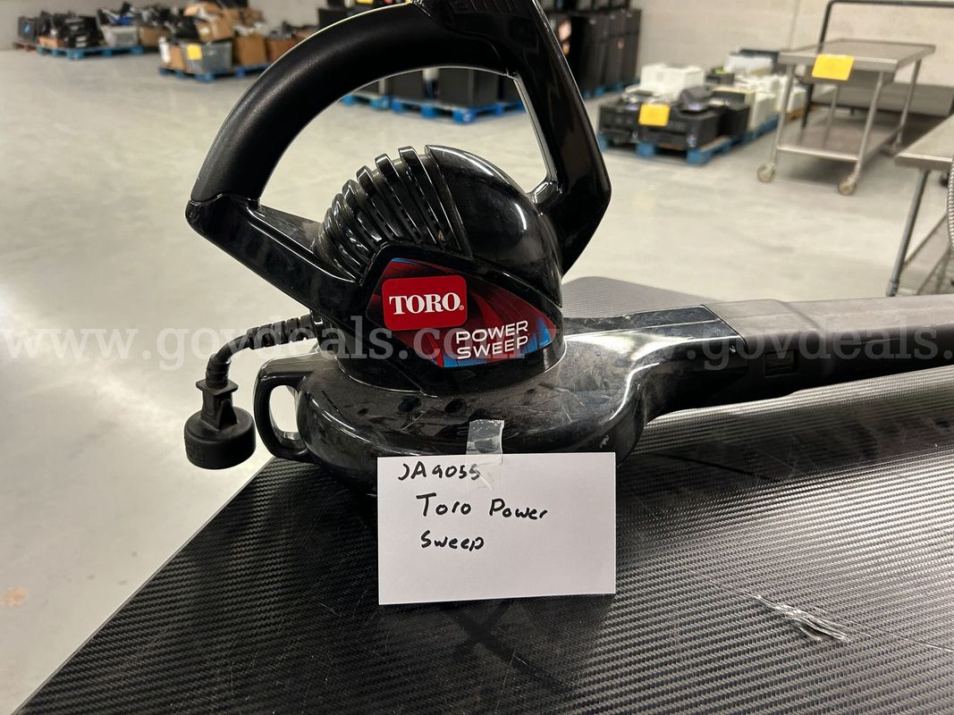 Toro power sweep