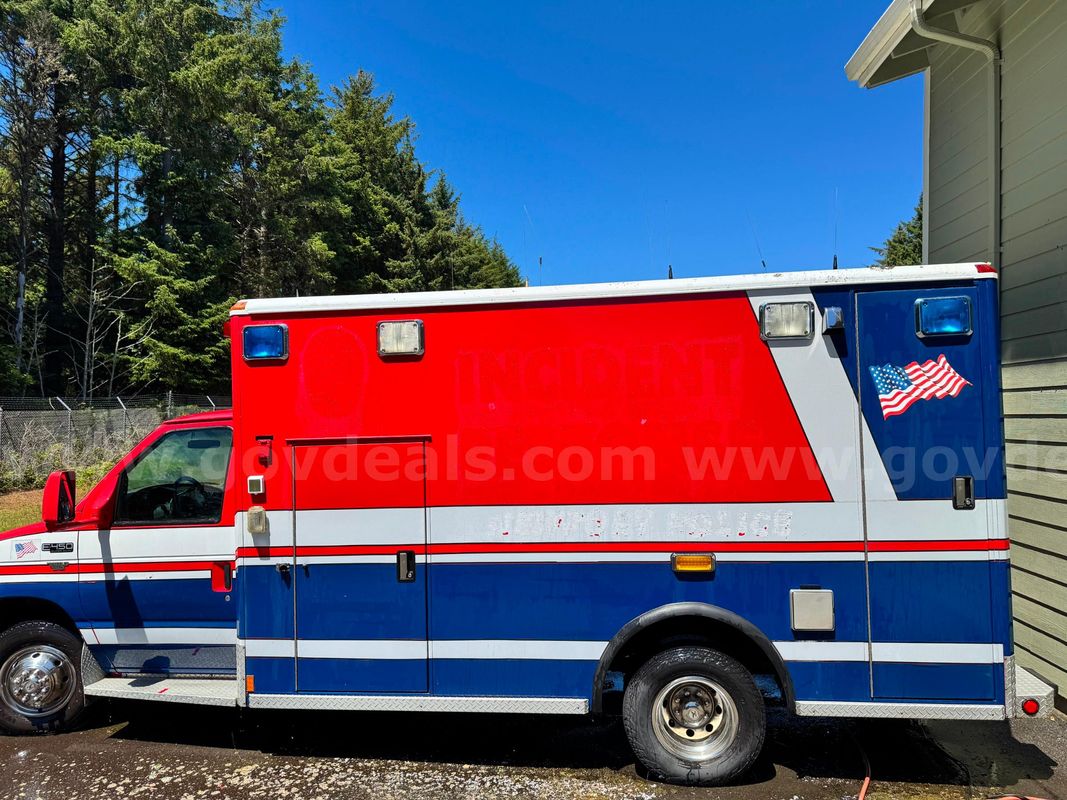 2000 Ford Econoline