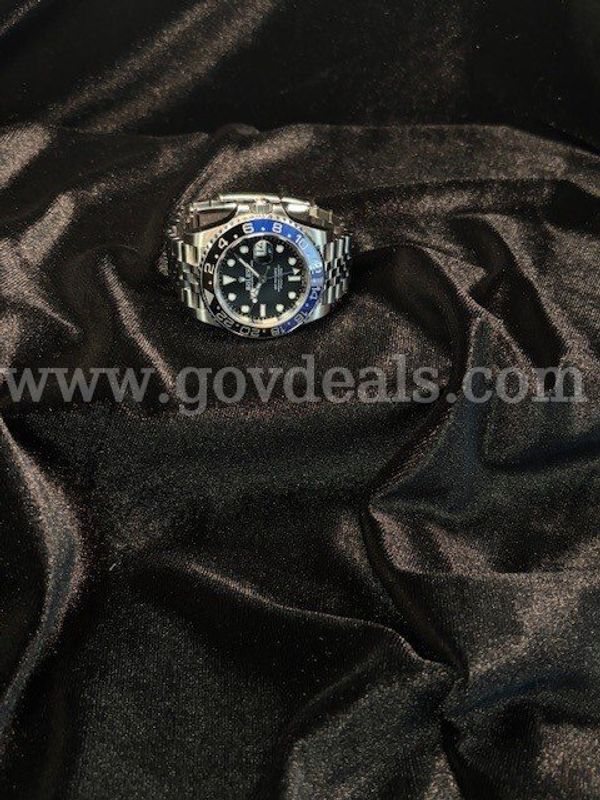 (1) Silver GMT-Master ll Rolex Known as “Batgirl” Men’s Watch