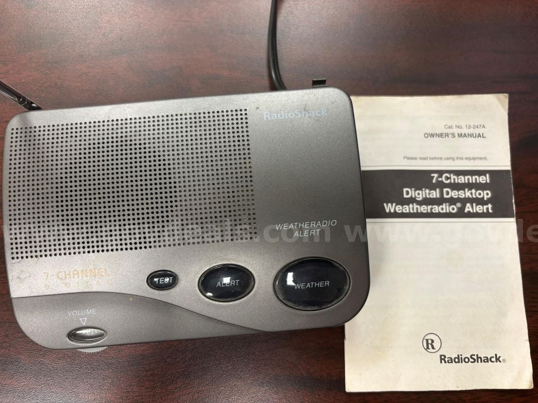 RadioShack 7-Channel Digital Weatheradio Alert Emergency Radio