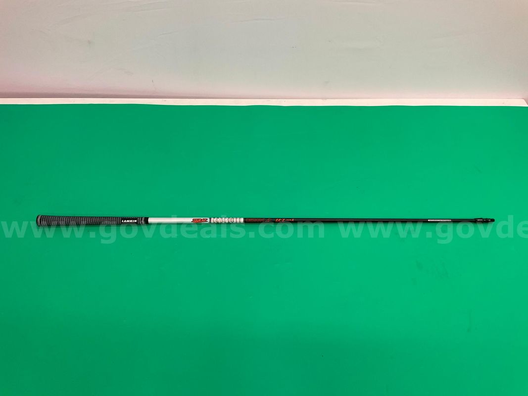 Graphite Design Tour AD IZ-7 X-Flex Golf Driver Shaft with Lamkin Grip