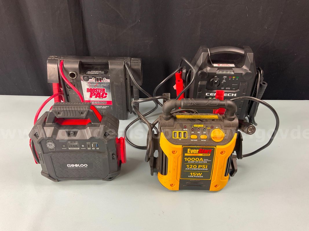 4 - Vehicle Jump Starters from EverStart, Cen-Tech and More, All Power On
